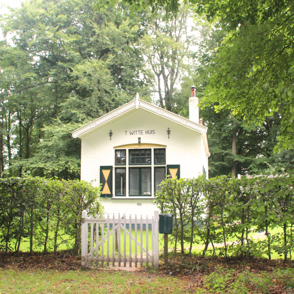 Het witte huis op de Horte